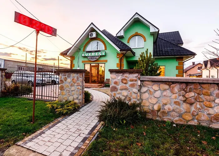 Everest Івано-Франківськ